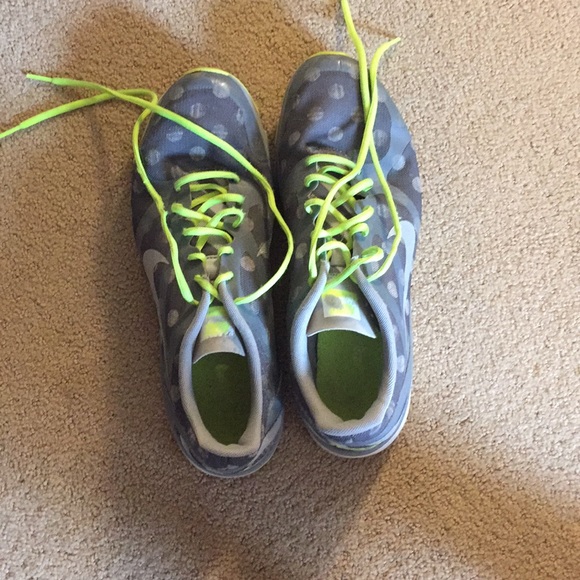 Nike tennis shoes - Picture 1 of 3